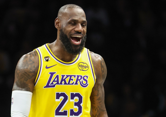 世界杯官方平台-湖人vs鹈鹕前瞻:湖人连续大胜状态火热,力争横扫鹈鹕